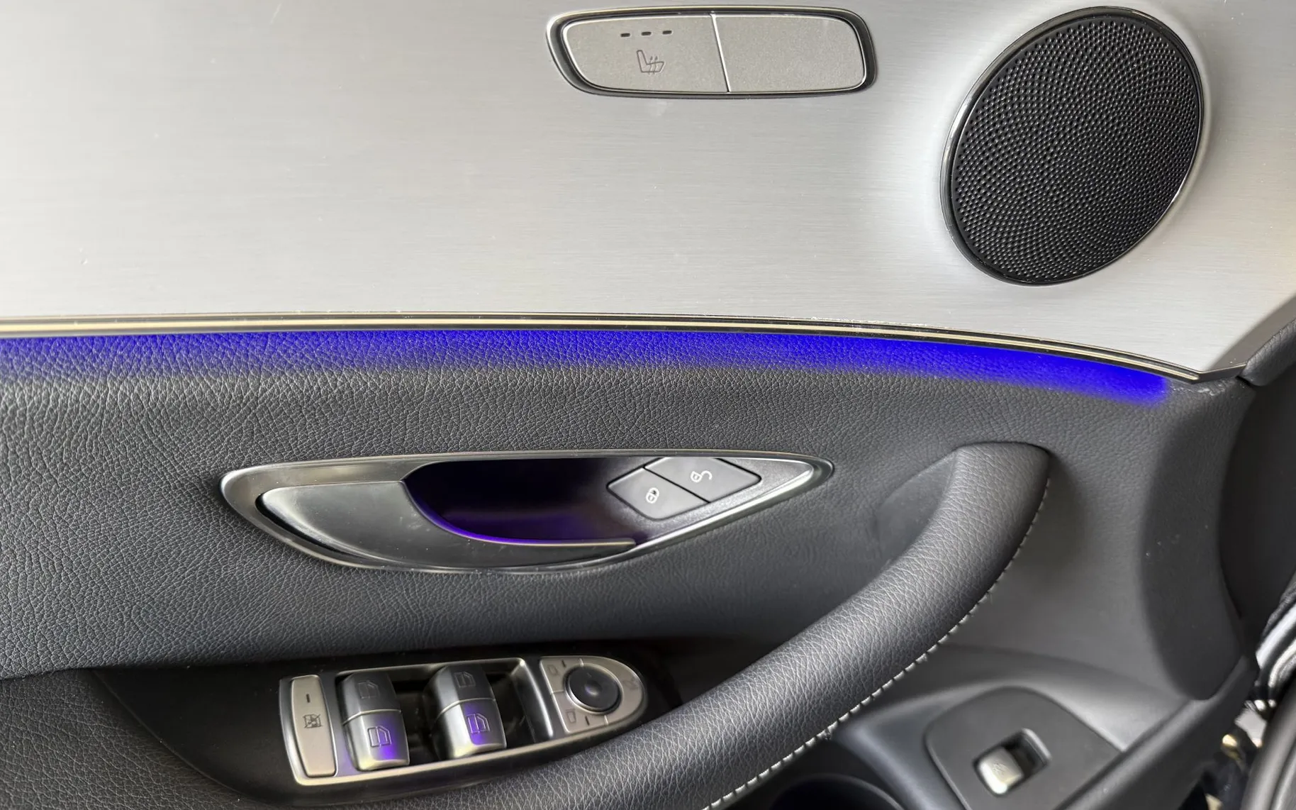 Zunanja slika - Mercedes-Benz E-Razred - E 200 d AVANDGARD LED.NAVI. USNJE. OGR.SEDEŽI - 14