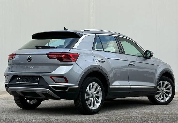 Zunanja slika - Volkswagen T-Roc - 1.5 TSI avt. Style KAMERA - 4