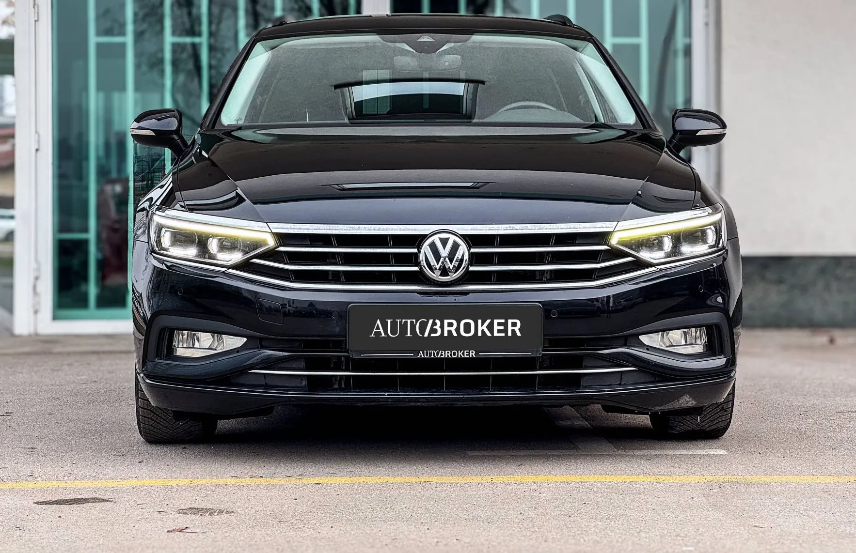Zunanja slika - VW Passat - Variant 2.0 TDI Business avt. LED matrix Navi kamera DAB - 2