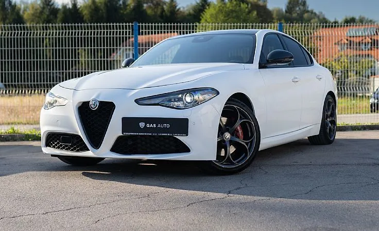Zunanja slika - Alfa Romeo Giulia - 2.0 Turbo aut. B-Tech 314hp - 1