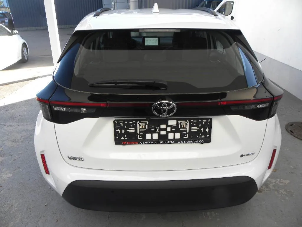 Zunanja slika - Toyota YARIS CROSS HYBRID - Toyota  1.5 VVT-i Cool Avt. - 5