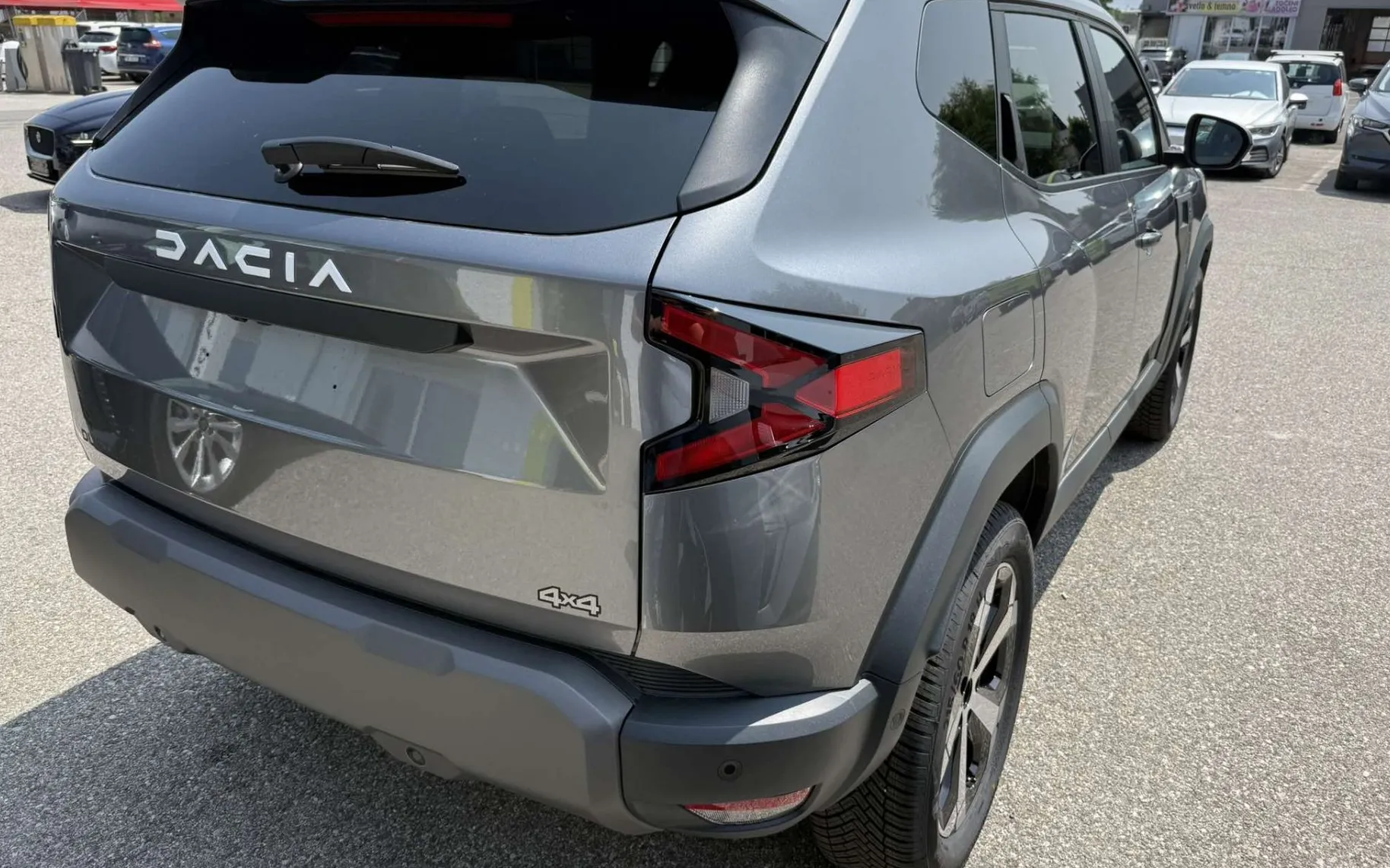 Zunanja slika - Dacia Duster - mild hybrid 130 4x4 Journey ZALOGA - 3