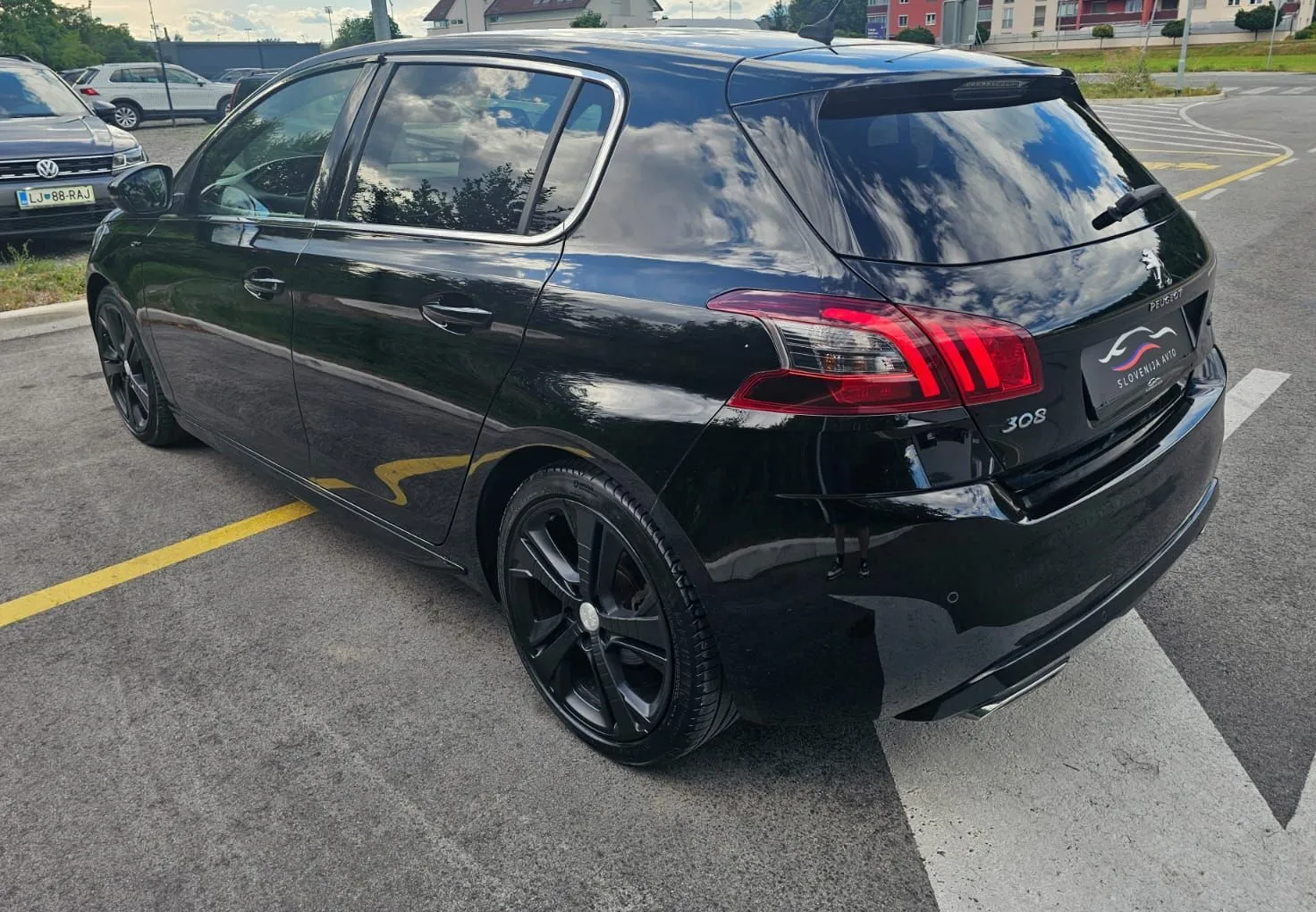 Zunanja slika - Peugeot 308 - GT 2.0 BlueHDi 180 EAT8 |panorama|FuLED|NAVI|alcan - 6