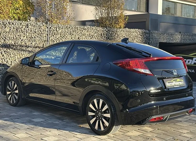 Zunanja slika - Honda Civic - 1.6 i-DTEC SPORT|NAVI|KAM|GR.SED|USNJE - 4