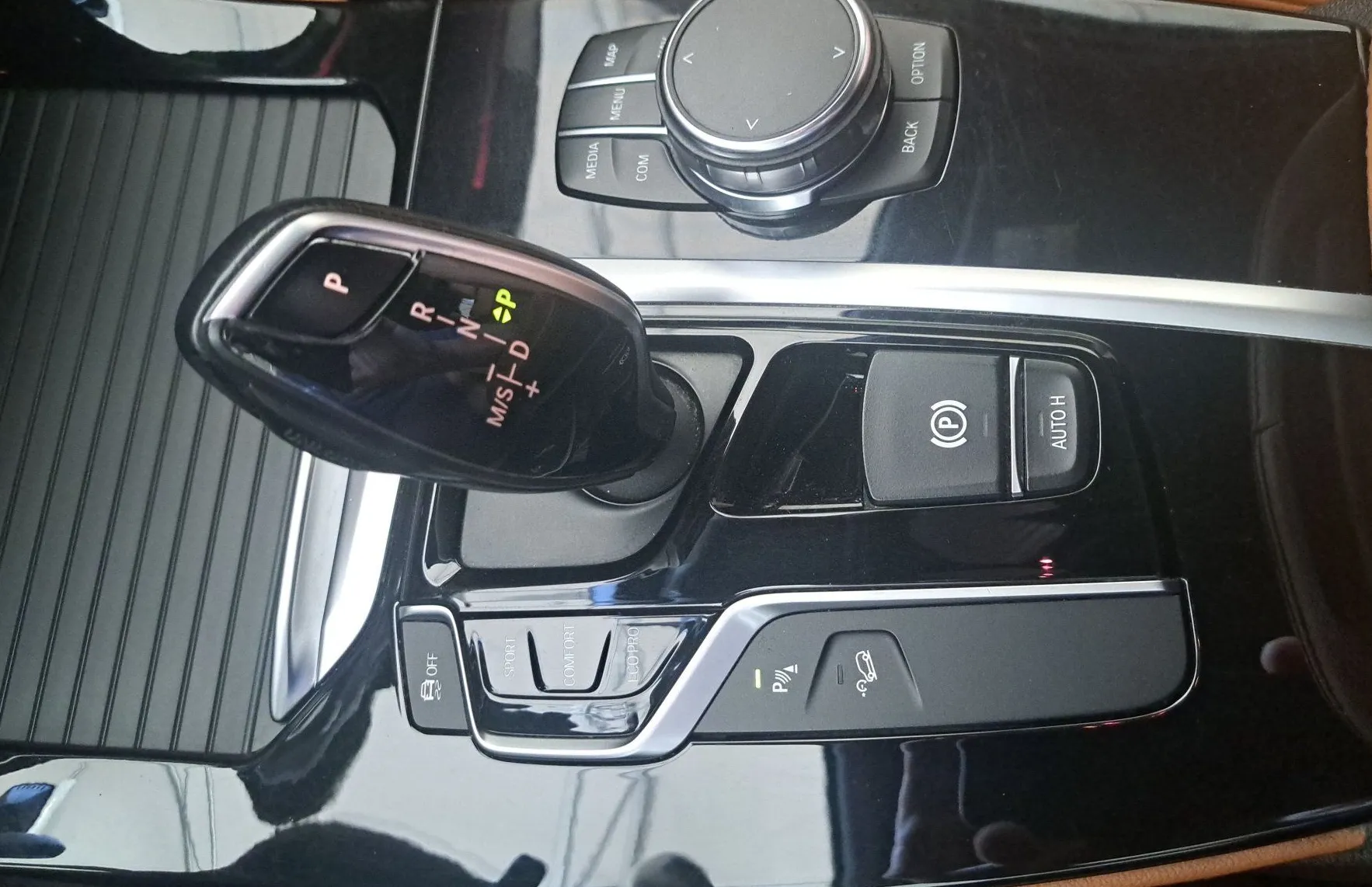 Zunanja slika - BMW X4 - serija :  xDrive20d Avt. - 14
