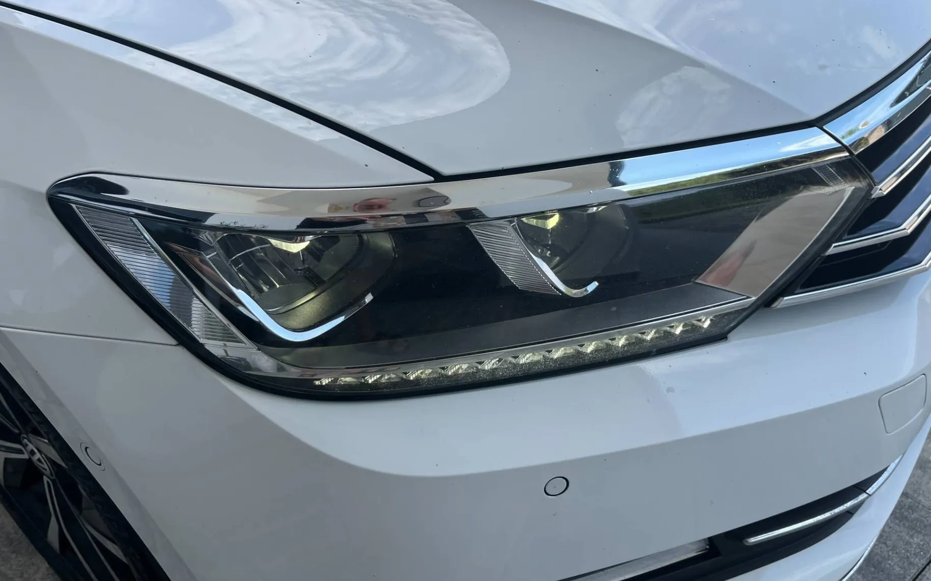 Notranja slika - Volkswagen Passat Variant - 2.0 TDI BMT Highline-VIRTUAL-LED-ALU-PDC-ODLIČEN - 11