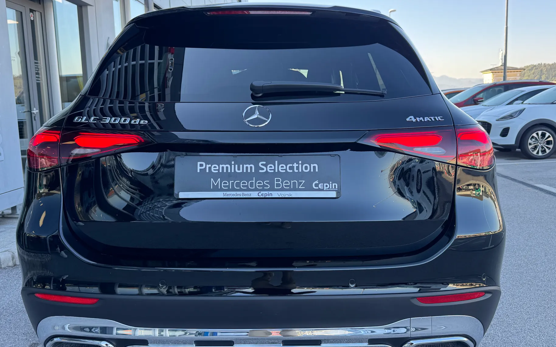 Zunanja slika - Mercedes-Benz GLC-Razred - 300de-4MATIC-AMBIENT-DISTRONIC-DIGITAL-PREMIUM-SLO - 6