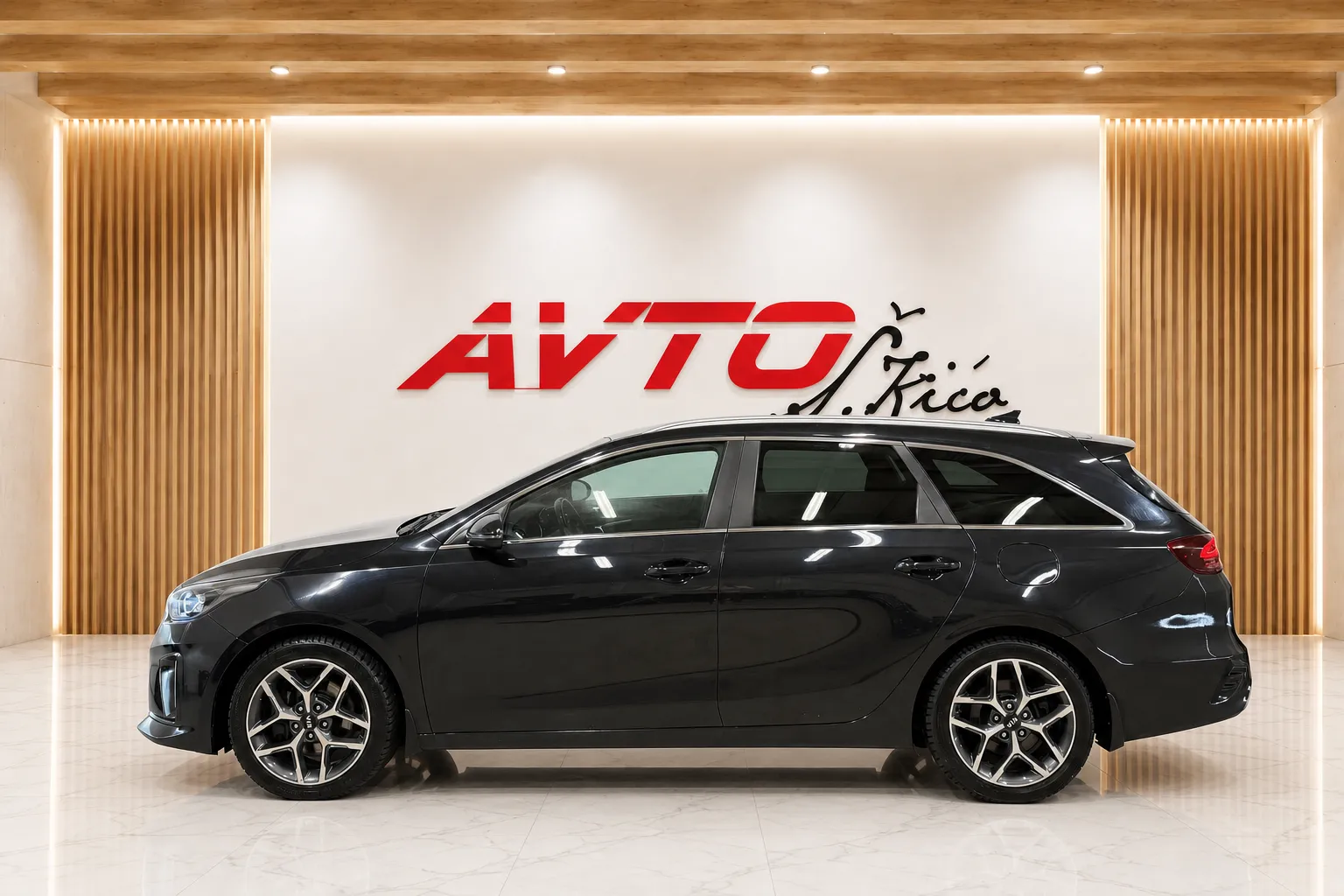 Zunanja slika - KIA Proceed - 1.6 CRDi-GT-LINE-ACC-AUT-KAMERA-NAVI-GRETJE SED - 3