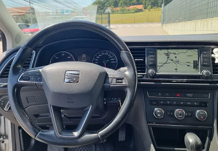 Zunanja slika - Seat Leon - 1.6 TDI Style Start Stop DSG - 10