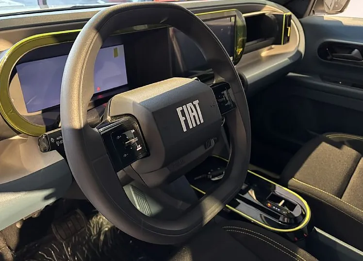 Zunanja slika - Fiat Grande Panda - 1.2 T-Gen3 110 AT6 ICON - 4