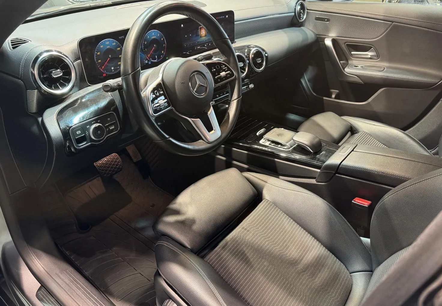 Zunanja slika - Mercedes-Benz CLA-Razred - CLA Shooting Brake CLA220-RADAR-LANE-VIRTUAL-LED-ALU-KAMERA-GRETJ - 8