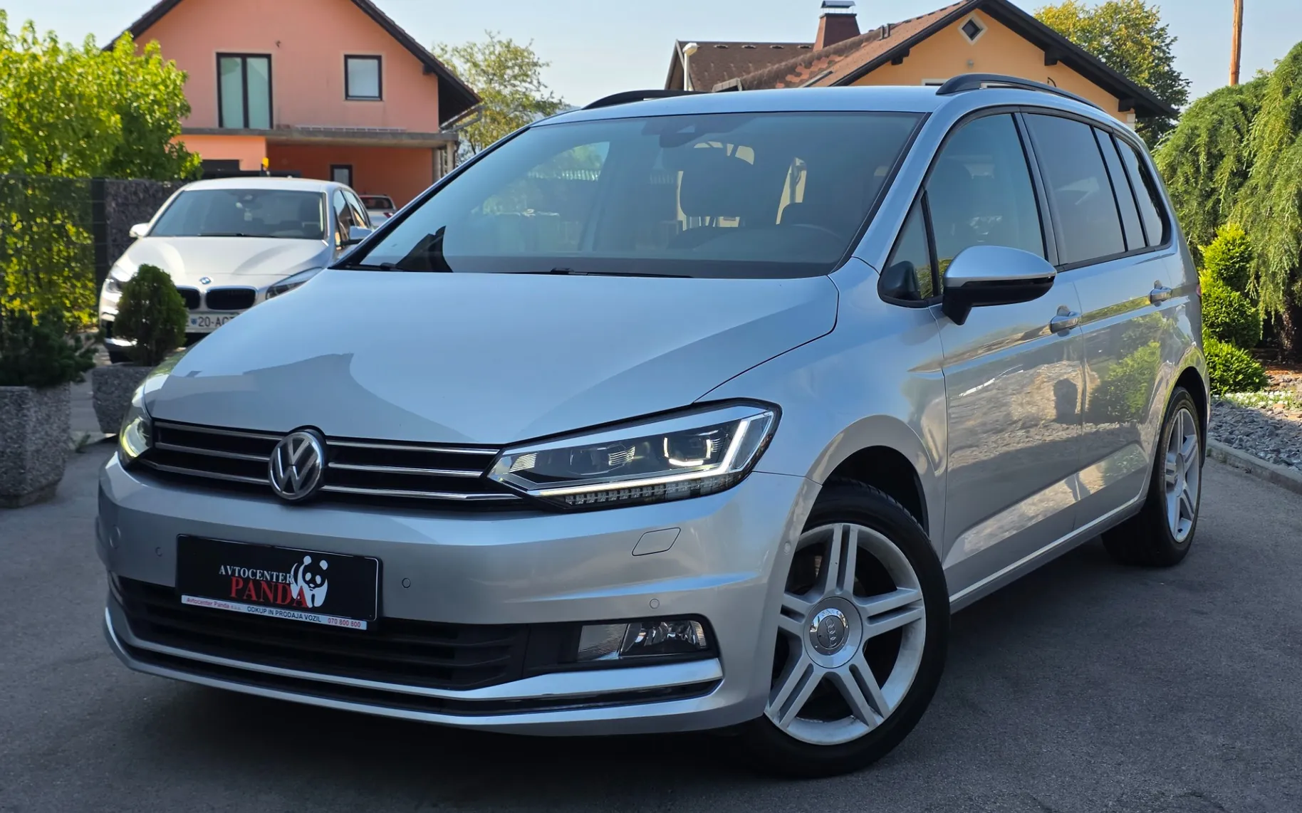 Zunanja slika - Volkswagen Touran - 1,6 TDI Comfortline DSG - 1