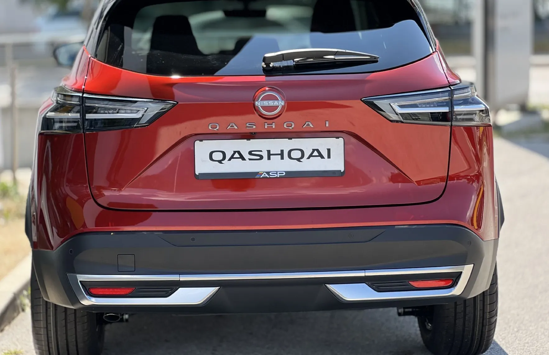 Zunanja slika - Nissan Qashqai - 1.3 DIG-T MHEV N-Connecta X-Tronic - 10