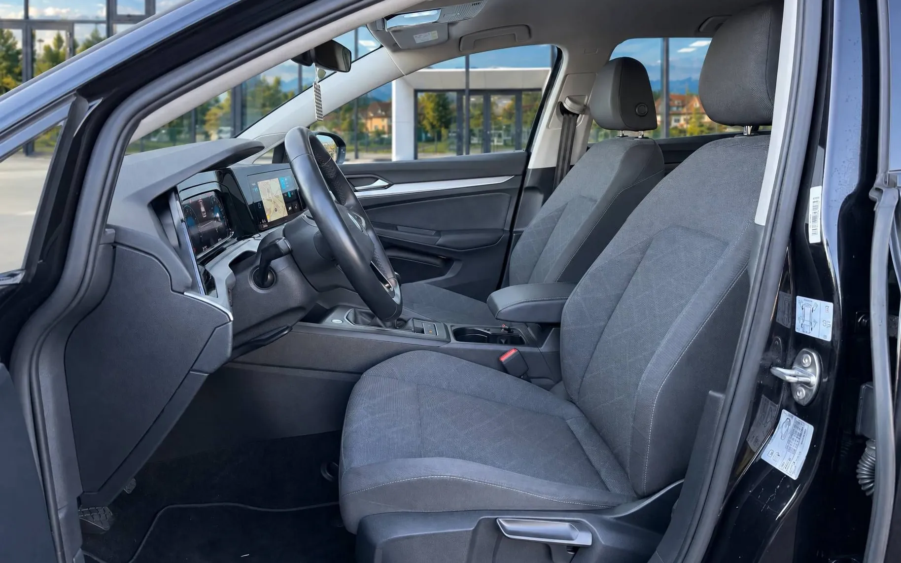 Zunanja slika - Volkswagen Golf - 1.5 TSI ACT BMT Life-IQ Light-PDC-Vzvratna kamera. - 5