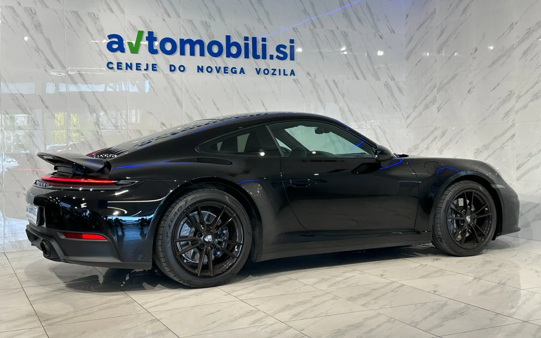 Zunanja slika - Porsche 911 - Carrera Coupé|Slo|Garancija|Kamera|Akrapovič|Gre.. - 5