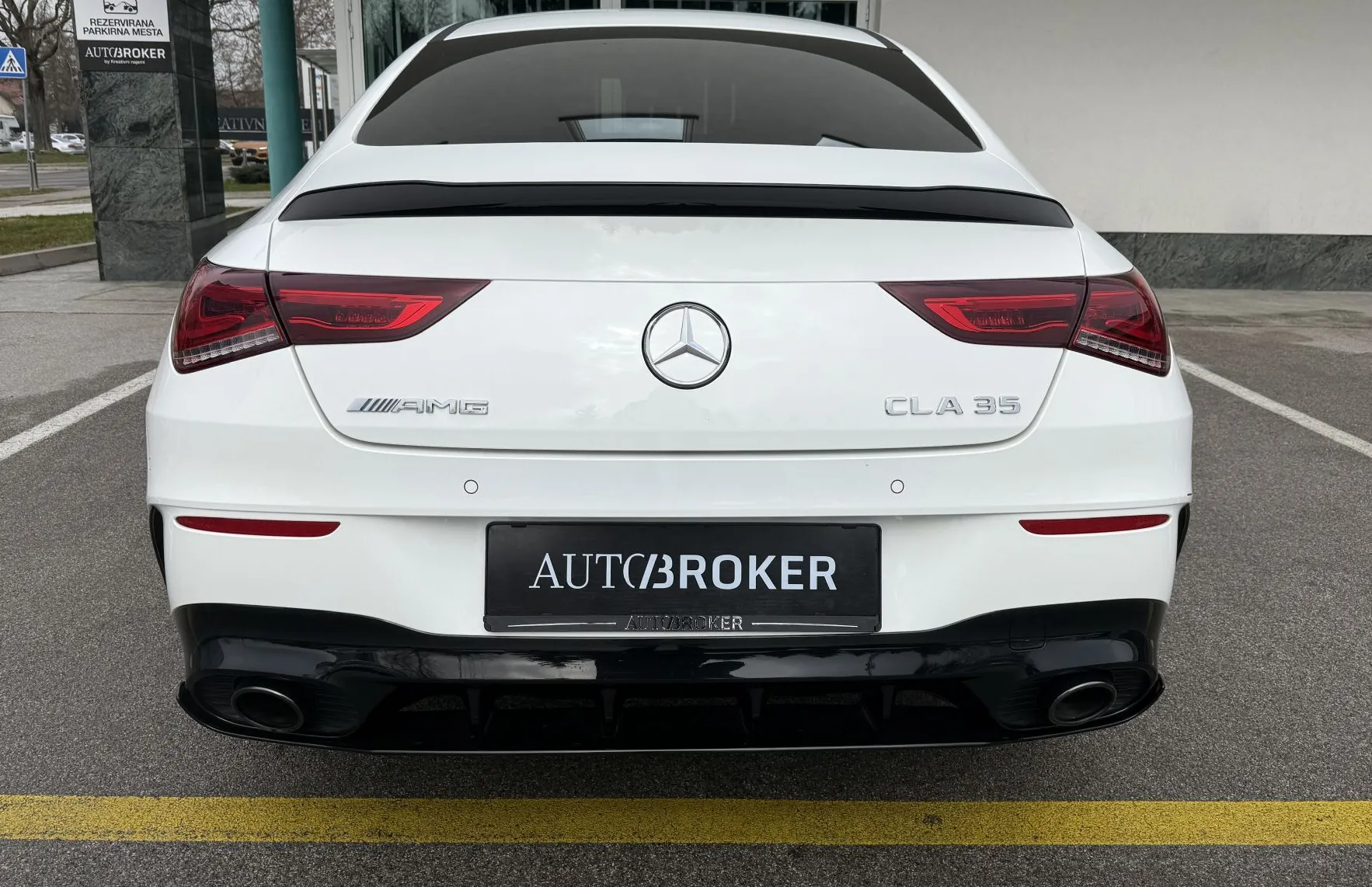 Zunanja slika - Mercedes-Benz CLA-Razred - CLA 35 AMG 4M Head-Up Burmester AMG Performance - 6