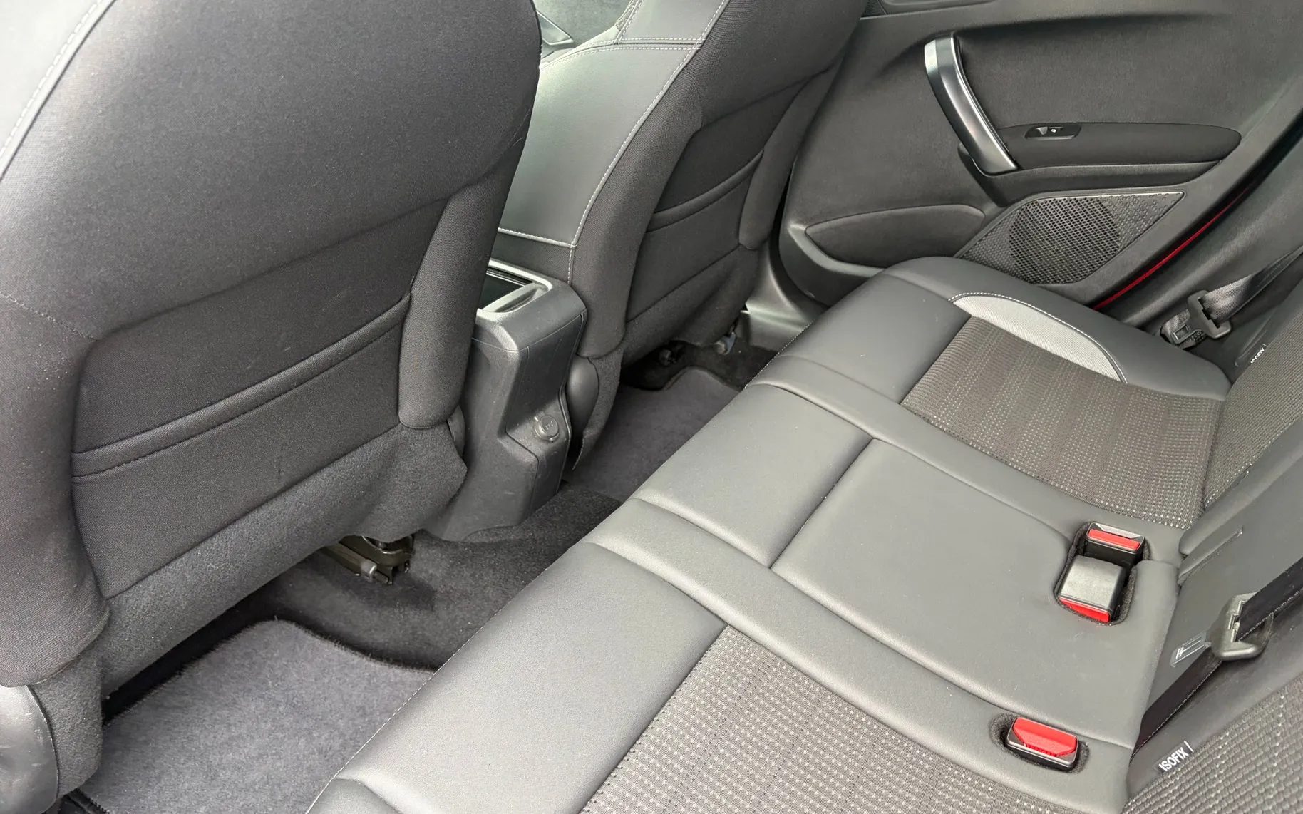 Zunanja slika - Peugeot 2008 - 1,2 PureTech 130 S&S Style - 15