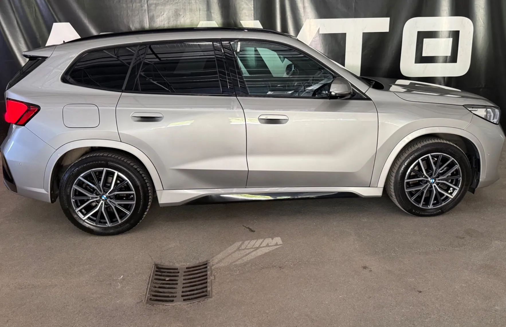 Zunanja slika - BMW X1 - serija : xDrive23i Avt. M Sport - 3