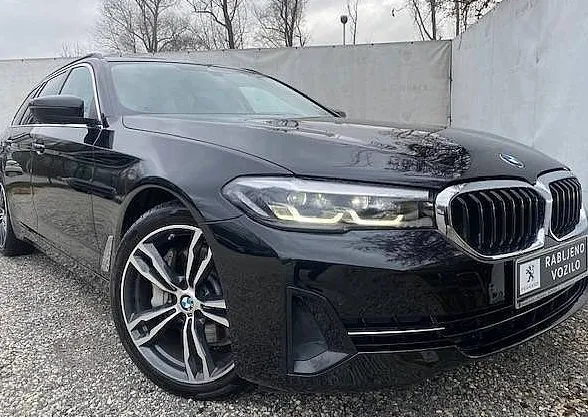 Zunanja slika - BMW Serija 5 - Touring: 530dxDrive Hybrid.-NAVI FULL LED +KAM-NAVI-JAMS - 1