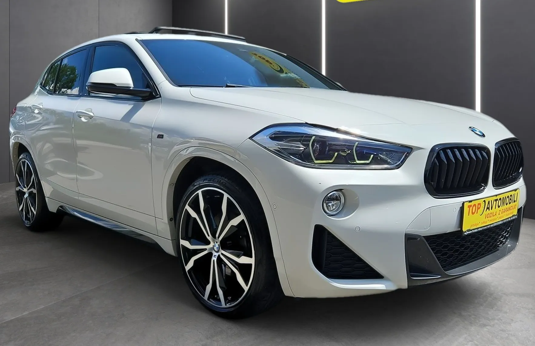 Zunanja slika - BMW X2 - serija :  xDrive18d M Sport FULL LED PANORAMA - 8