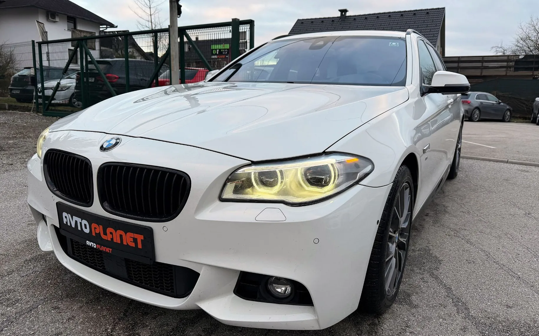 Zunanja slika - BMW Serija 5 - Touring: 530d xDrive M SPORT SLO 1.LASTNIK FULL LED ACC - 8