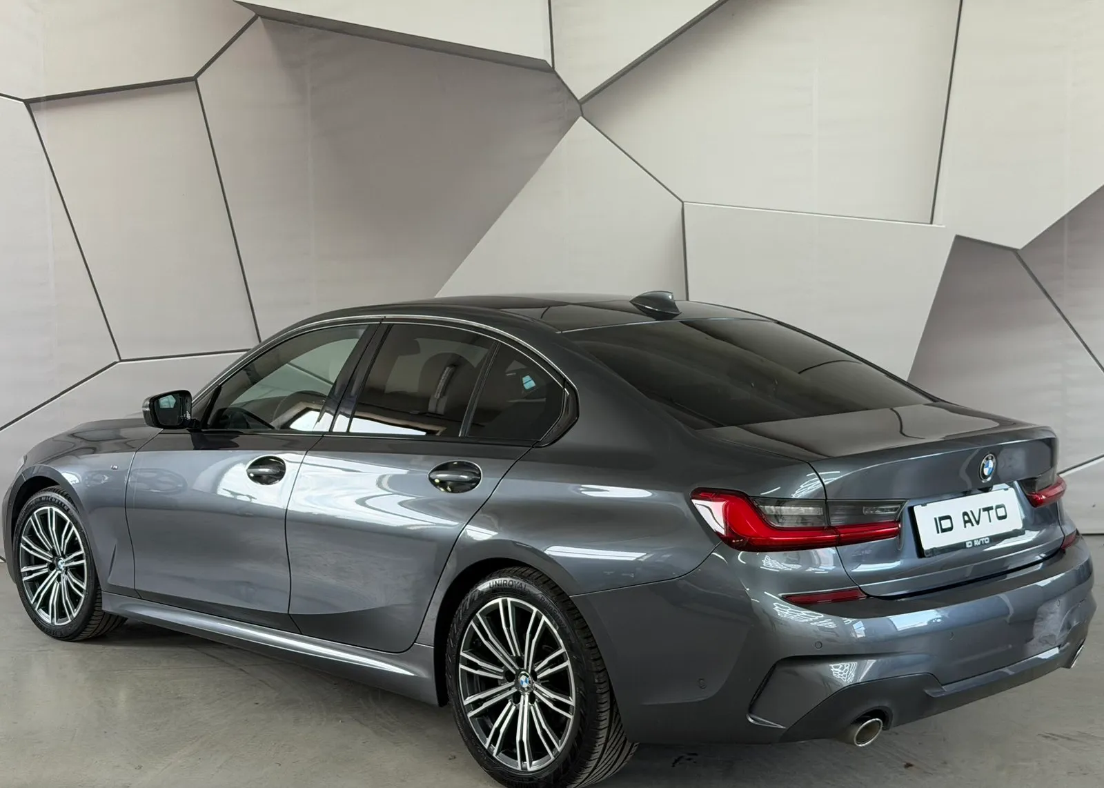 Zunanja slika - BMW Serija 3 - 318d - 3