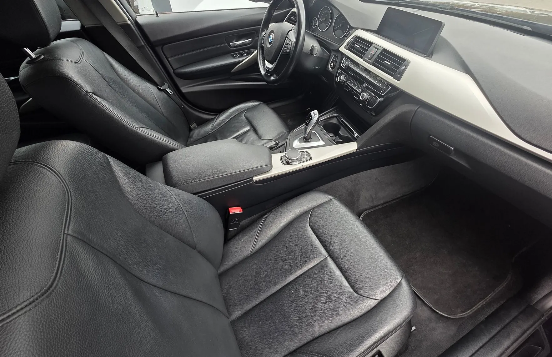 Zunanja slika - BMW Serija 3 - : 318D LIMUZINA FACELIFT LED-NAVI-AVTOMATIK-PDC - 11