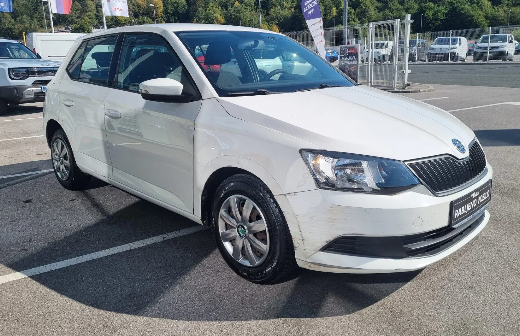 Zunanja slika - Škoda Fabia - 1.0 BENCIN - SLOVENSKO POREKLO + 1. LASTNIK - 3