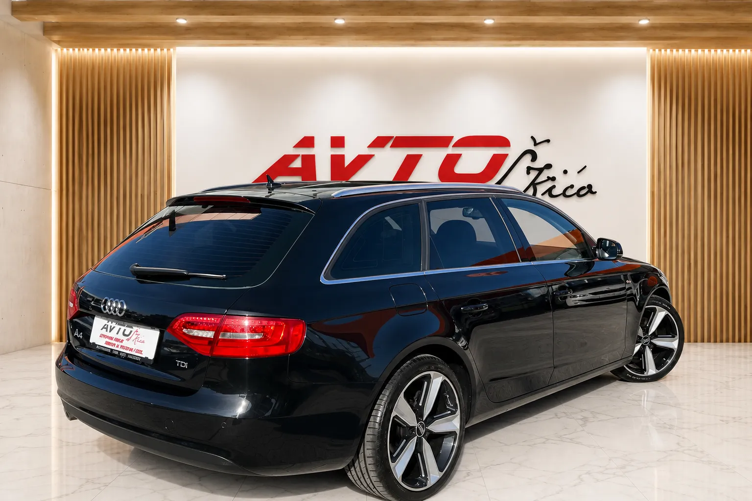 Zunanja slika - Audi A4 Avant - 2.0 TDI-BI-XENON-LED-PANORAMA-NAVI-USNJE-GRETJE S - 4