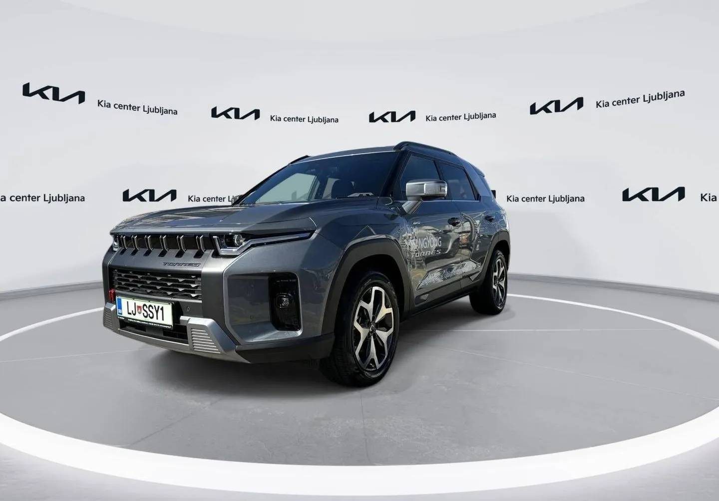 Zunanja slika - SsangYong Torres - 1.5 T-GDI Premium 4WD AT - 1