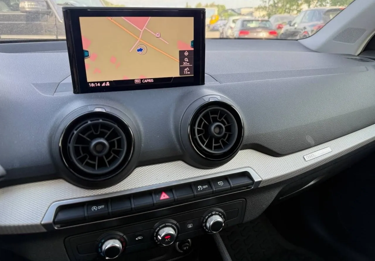 Notranja slika - Audi Q2 - 1.6 TDI UREDIMO FINANCIRANJE POLOG 1200 - 10