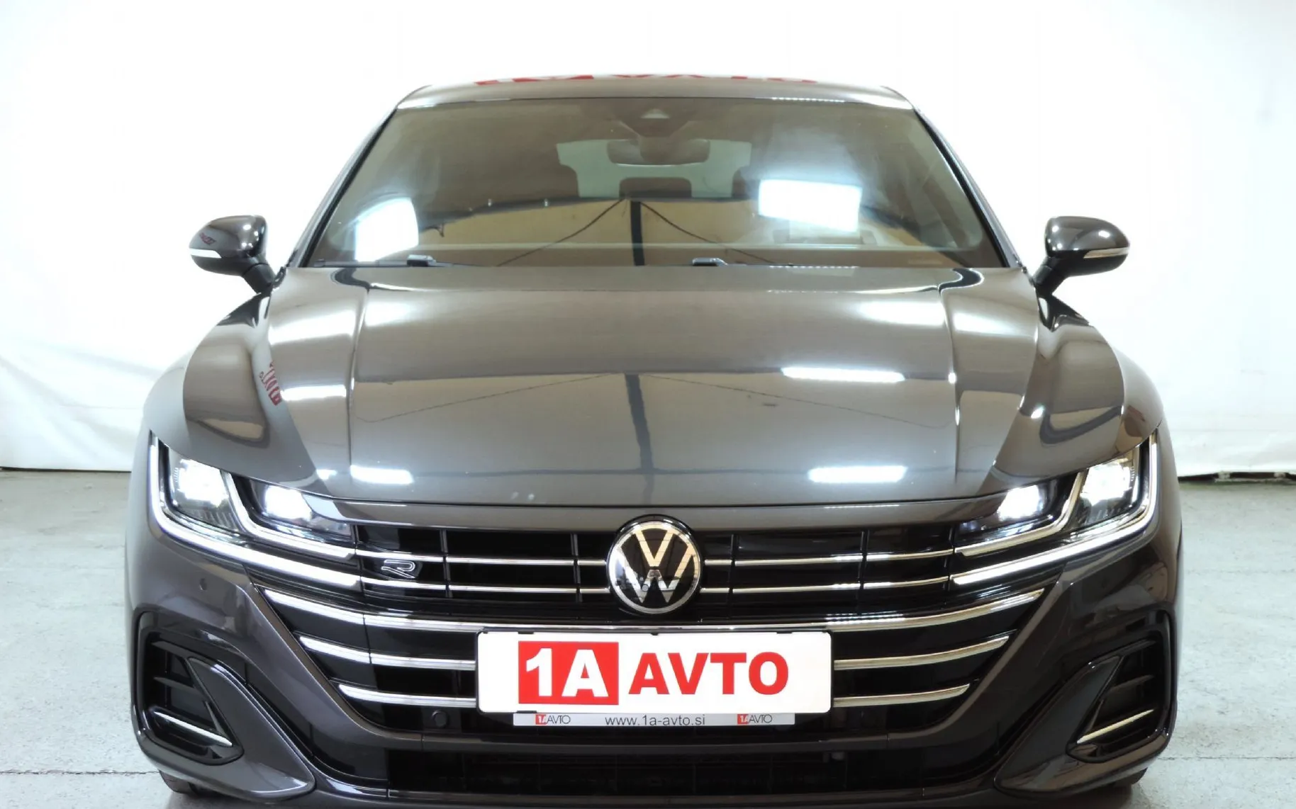 Zunanja slika - VW Arteon - 1.4 TSI eHybrid avt.160kW R-Line PRIKLJUČNI HYBRID - 2