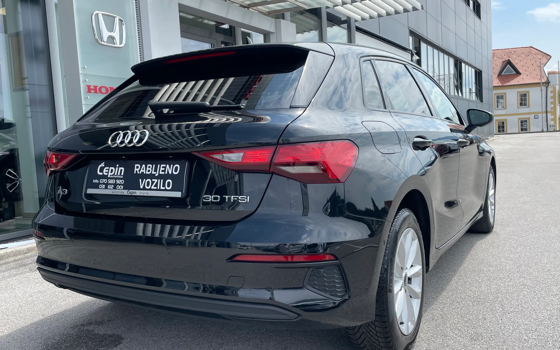 Zunanja slika - Audi A3 - SPORTBACK 30TFSI ADVANCE S-TRONIC LED NAVI DIGITAL - 5