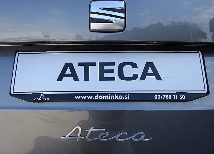 Zunanja slika - Seat Ateca - 1.0 TSI 85 KW HOLA -NA ZALOGI - - 20
