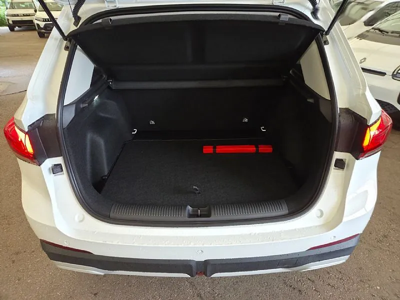 Zunanja slika - MG MG ZS - Luxury  1.5L Hybrid + ZIMSKE PNEVMATIKE - 17