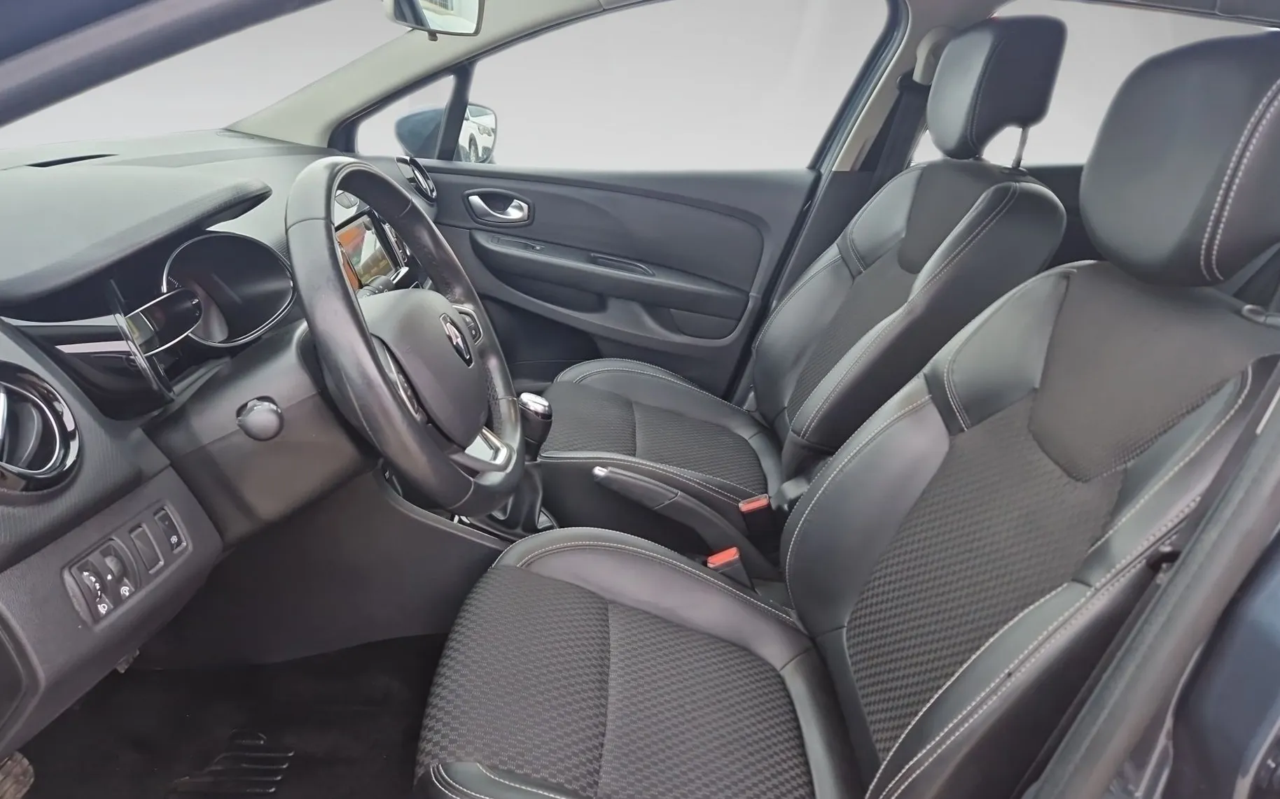 Zunanja slika - Renault Clio - Grandtour Intens Energy TCe 90 - 14