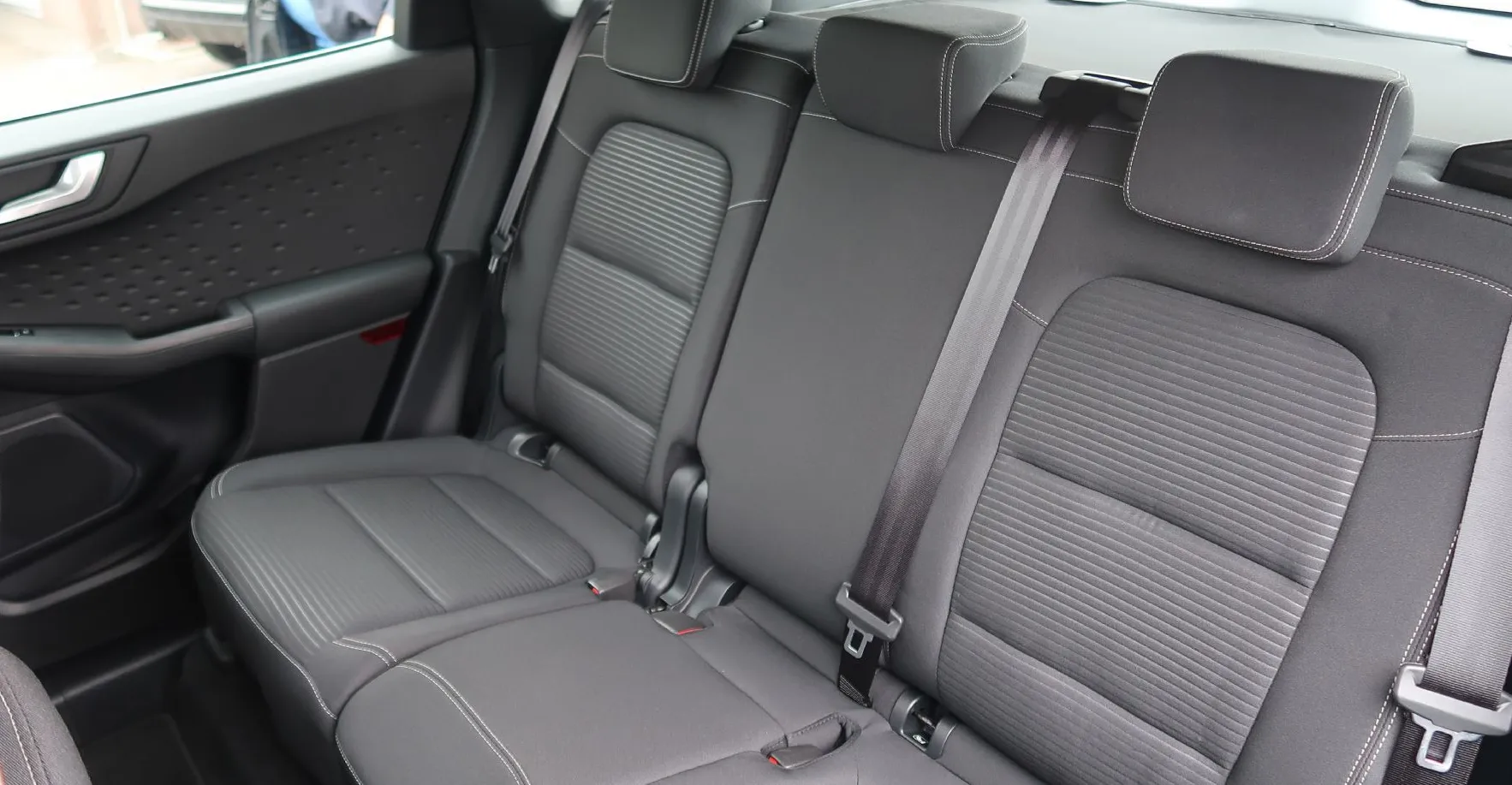 Zunanja slika - Ford Kuga - 2.5 PHEV 225 Titanium-NAVI-ALU-PDC - 13
