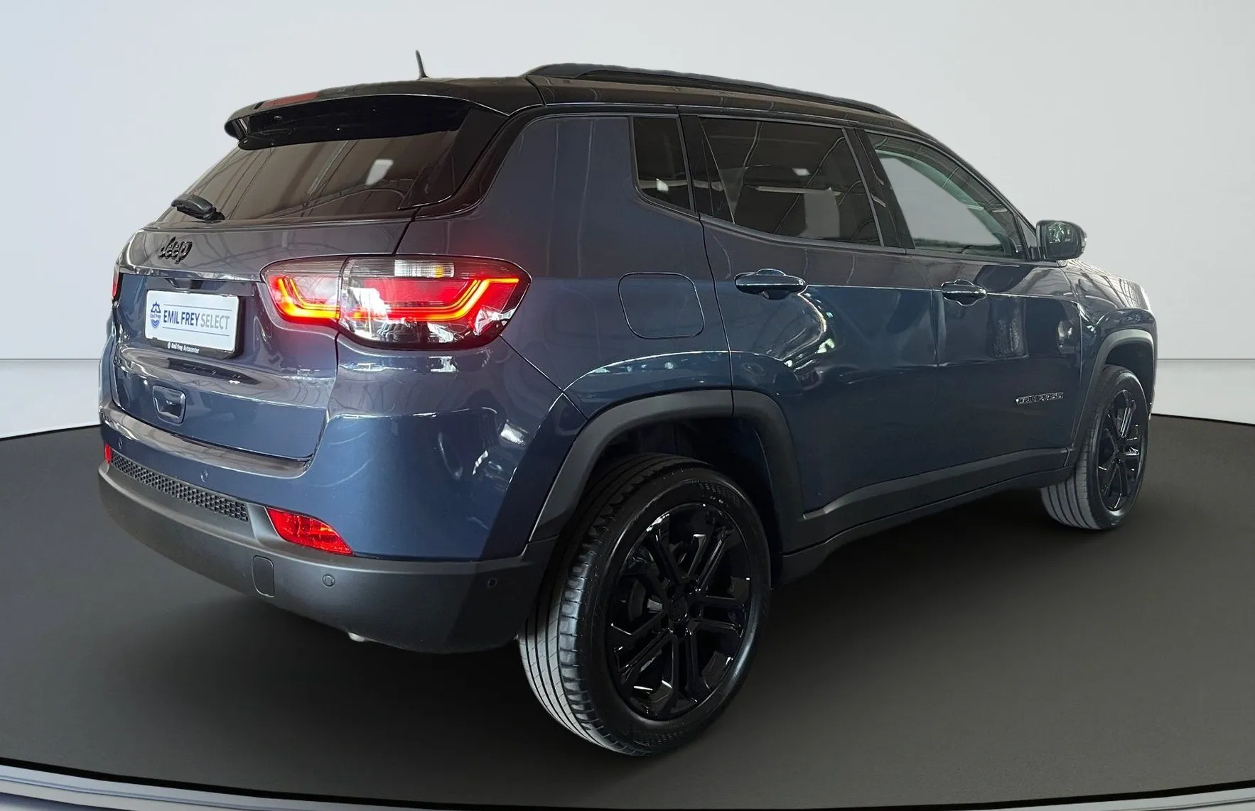 Zunanja slika - Jeep Compass - 1.5 T4 e-Hybrid North Star DCT - 3