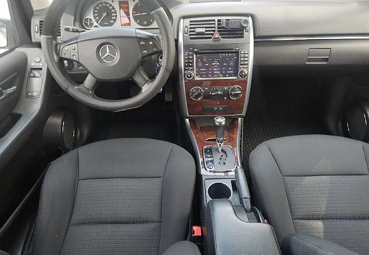 Zunanja slika - Mercedes-Benz B-Razred - 200 CDI 140ks °AUTOMATIC° °16-COL° - 10