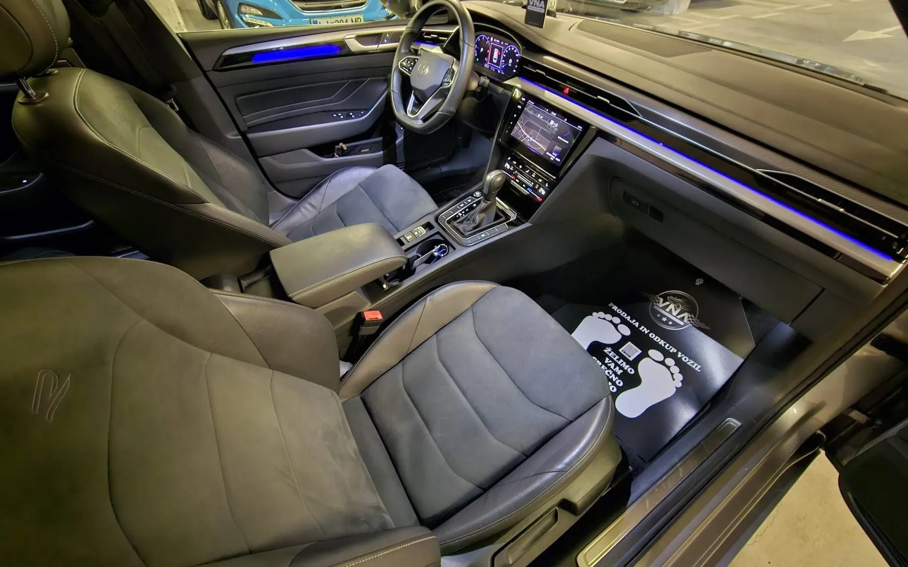 Notranja slika - Volkswagen Arteon Shooting Brake - Arteon 4motion 2.0 TDI R-LINE |PANO|IQ-LED|AMBIENT - 9