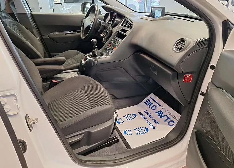 Zunanja slika - Peugeot 5008 - ACTIVE 1.6 HDI KREDIT BREZ POLOGA ODLIČNO OHRANJ - 4