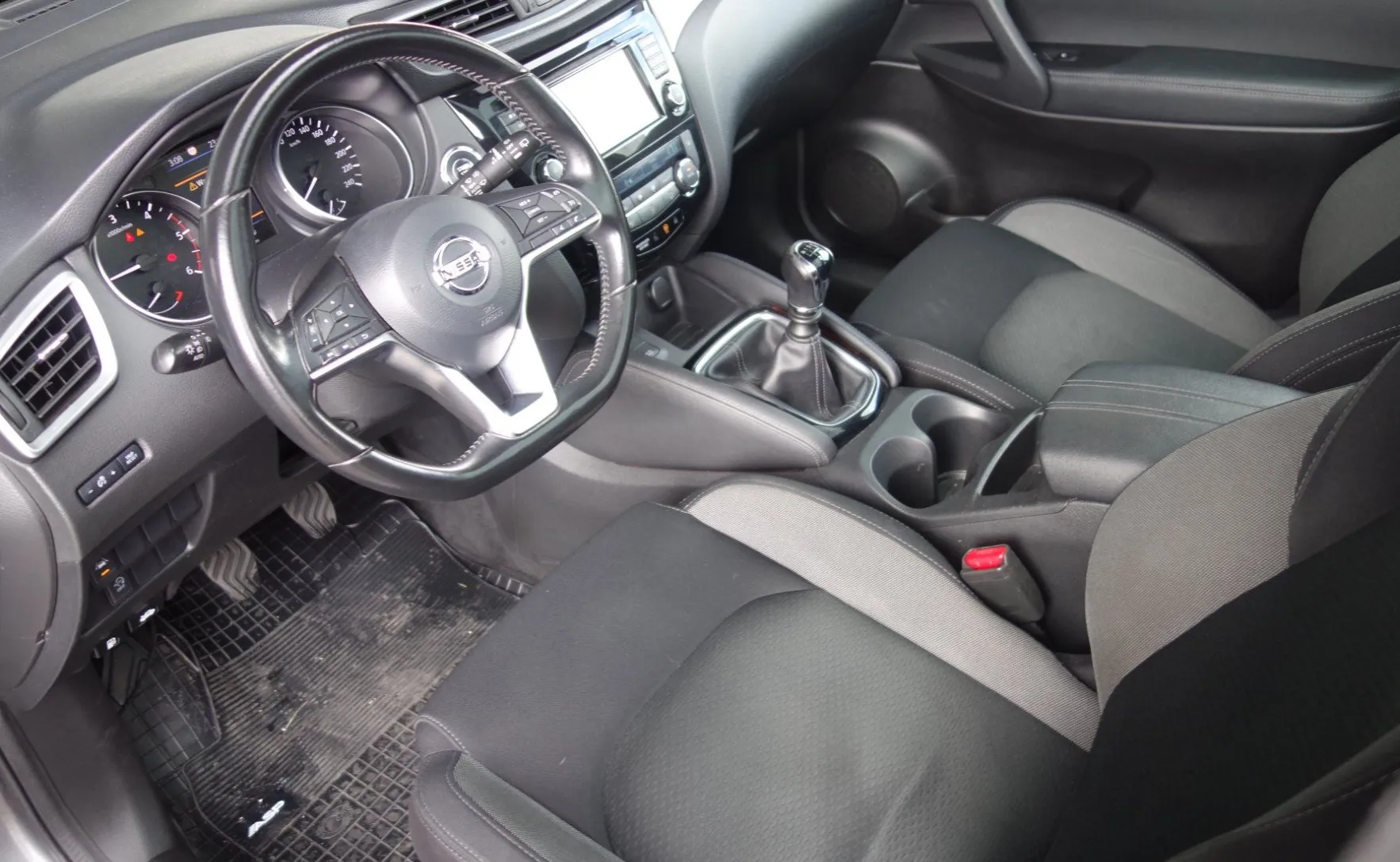 Zunanja slika - Nissan Qashqai - 1.7 dCi N-Connecta - 5