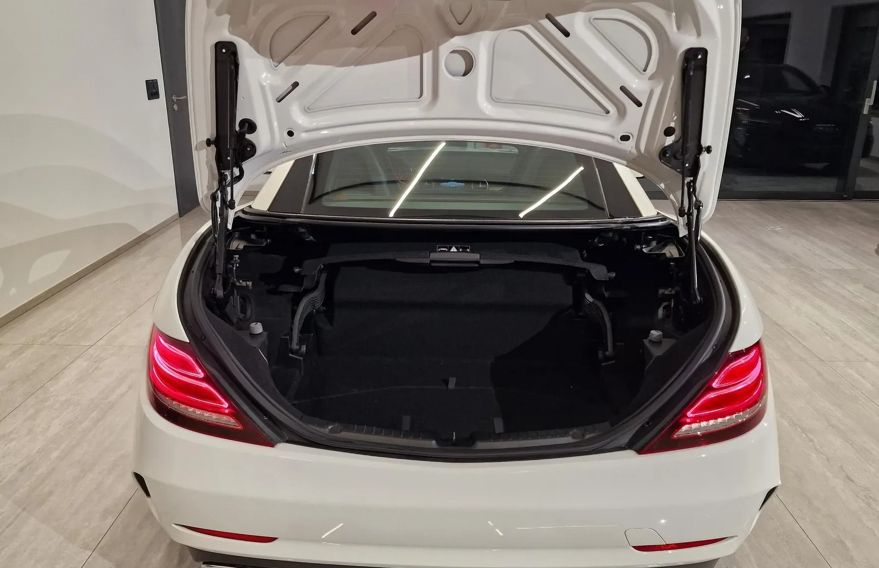 Zunanja slika - Mercedes-Benz SLC-Razred - SLC 180 - 10