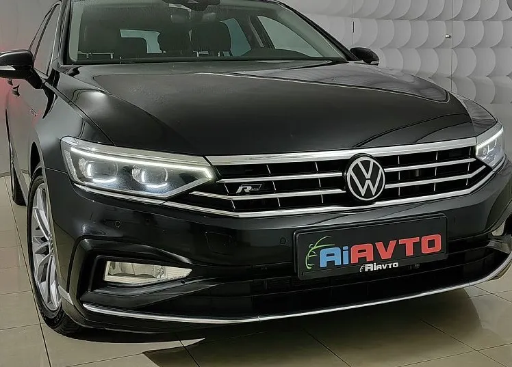 Zunanja slika - Volkswagen Passat - Variant 2.0TDI-200KM-4M-2X-R-LINE-VIRTUAL-KAMERA-IQ-LIGHT- - 1