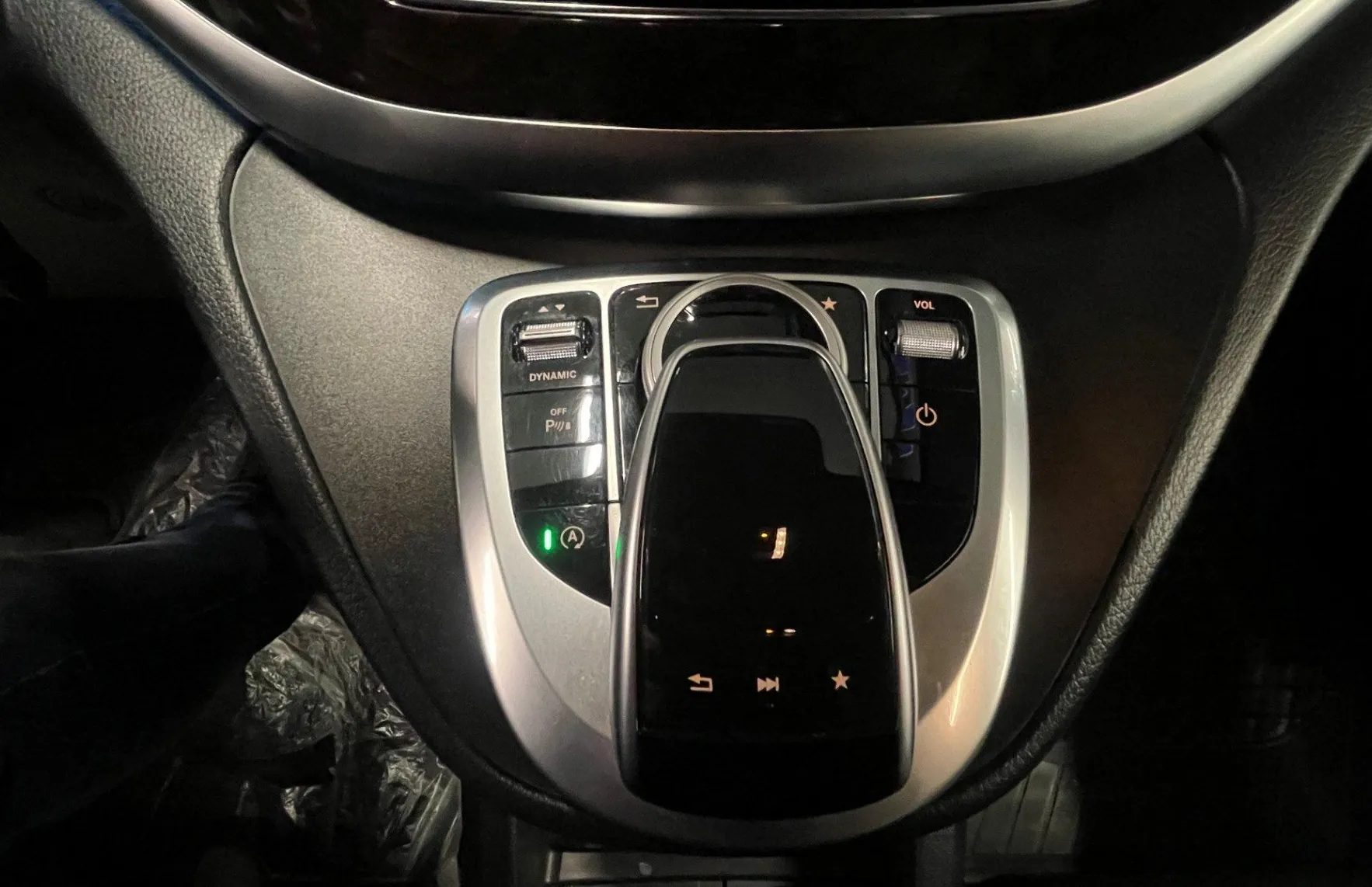 Zunanja slika - Mercedes-Benz V-Razred - V 250 d BlueEFFICIENCY Avantgarde NAVI.USNJE.KAMER - 13