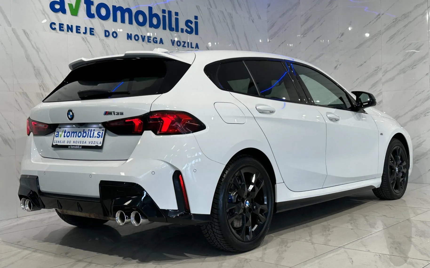 Zunanja slika - BMW serija 1: - M135 xDrive |360K|ACC|HUD|Harman|Gretje|KeyGo| - 4