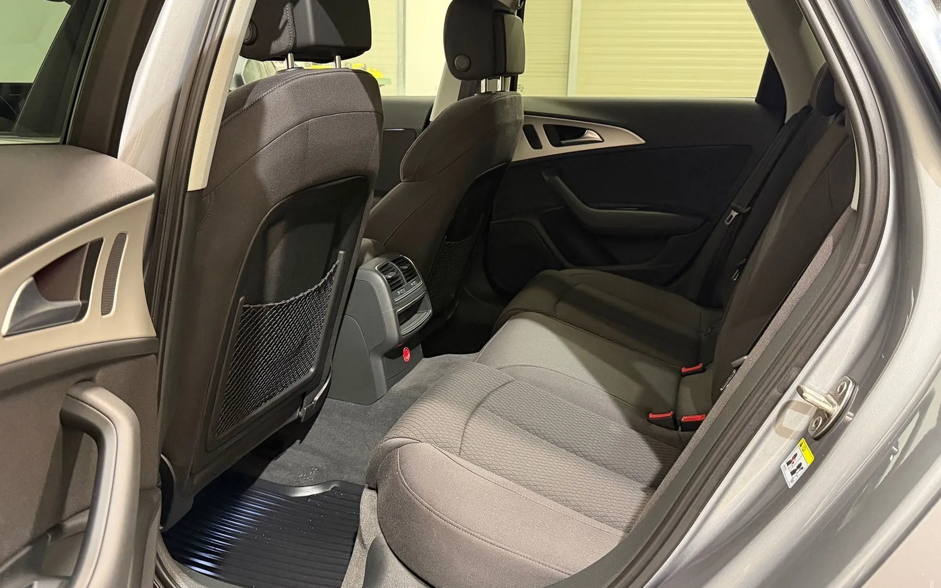 Notranja slika - Audi A6 Avant - 2.0 TDI-S-LINE-BI-XENON-LED-LIZING ZA TUJCE-NAVI- - 12