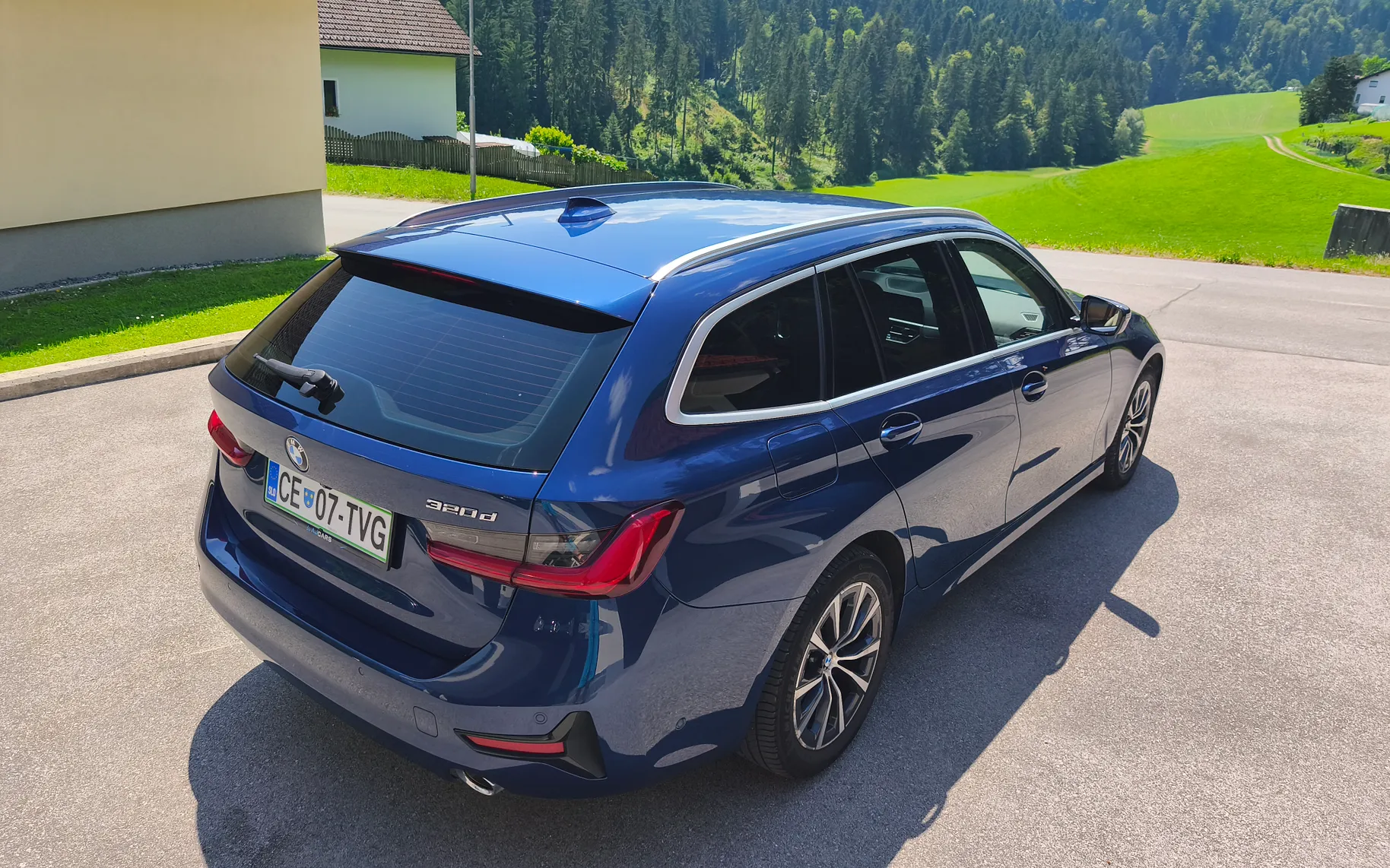 Zunanja slika - BMW Serija 3 - 320d Touring Avt. - 2