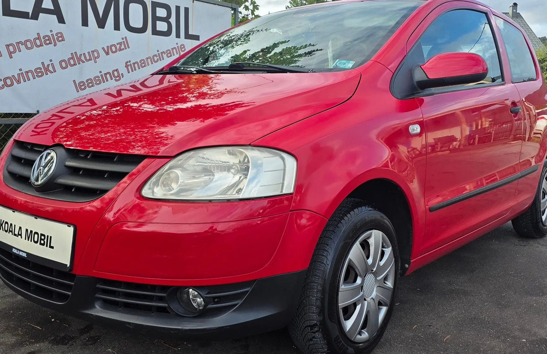 Zunanja slika - Volkswagen Fox - 1.2 KLIMA-SLOVENSKI-2.LASTNIK-ZELO LEP - 16