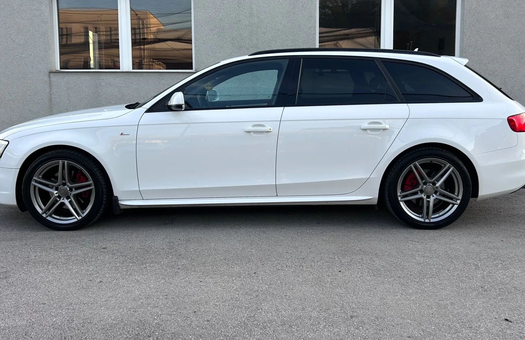 Zunanja slika - Audi A4 - Avant 2.0 TDI-XSENON-NAVIGACIJA-GRETJE SEDEŽEV-TEMPOMAT - 4